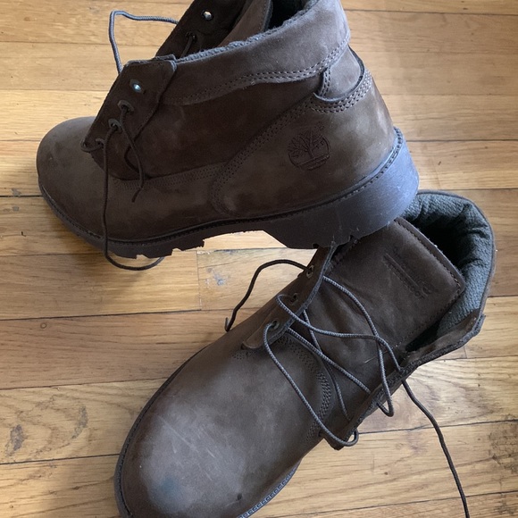 Boots, - Picture 2 of 3